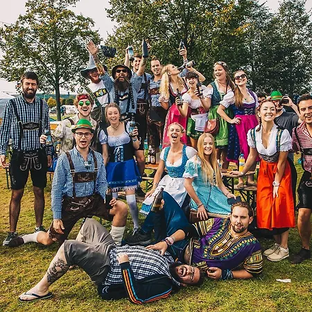 Festanation Oktoberfest Camp #1 אתר קמפינג *